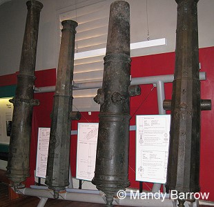 guns